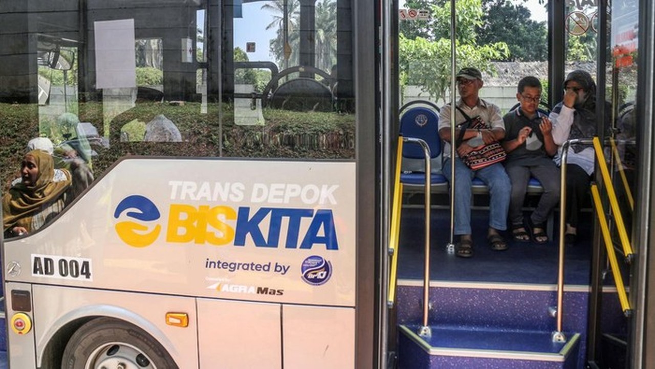 BisKita Trans Depok Berubah Nama Jadi ‘Teman Bus’, Tarif Baru Rp 6 Ribu Mulai April BisKita Trans Depok Berubah Nama Jadi ‘Teman Bus’, Tarif Baru Rp 6 Ribu Mulai April
