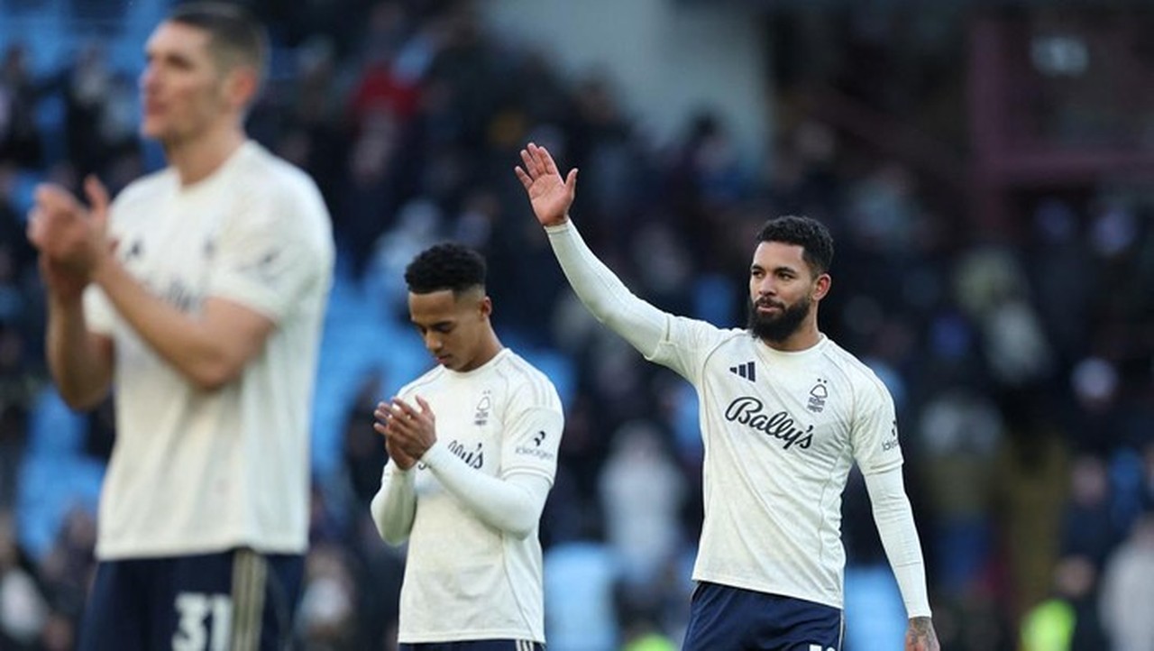 Douglas Luiz Kembali ke Aston Villa, Tinggalkan Nottingham Forest Setelah Dipinjam dari Juventus