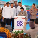 Titiek Soeharto Resmikan Revitalisasi Pabrik Pupuk Kaltim, Harap Petani Makin Sejahtera