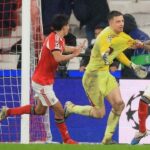 Kiper Anatoliy Trubin Cetak Gol di Liga Champions, Melengkapi Daftar 5 Penjaga Gawang Pencetak Gol
