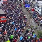 Terjebak Banjir 3 Jam di Daan Mogot, Warga Cengkareng Pilih Kembali Pulang