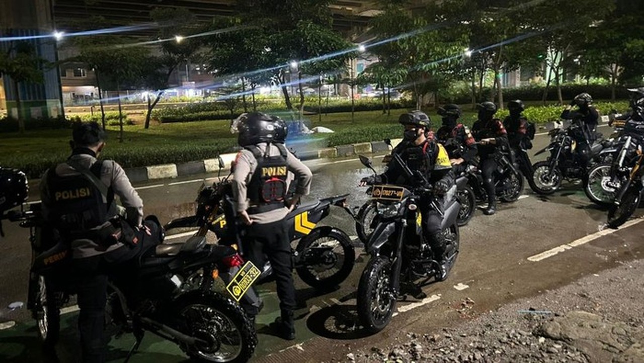 Polda Metro Jaya Gagalkan Transaksi Narkoba di Matraman, Dua Pemuda Diamankan Polda Metro Jaya Gagalkan Transaksi Narkoba di Matraman, Dua Pemuda Diamankan