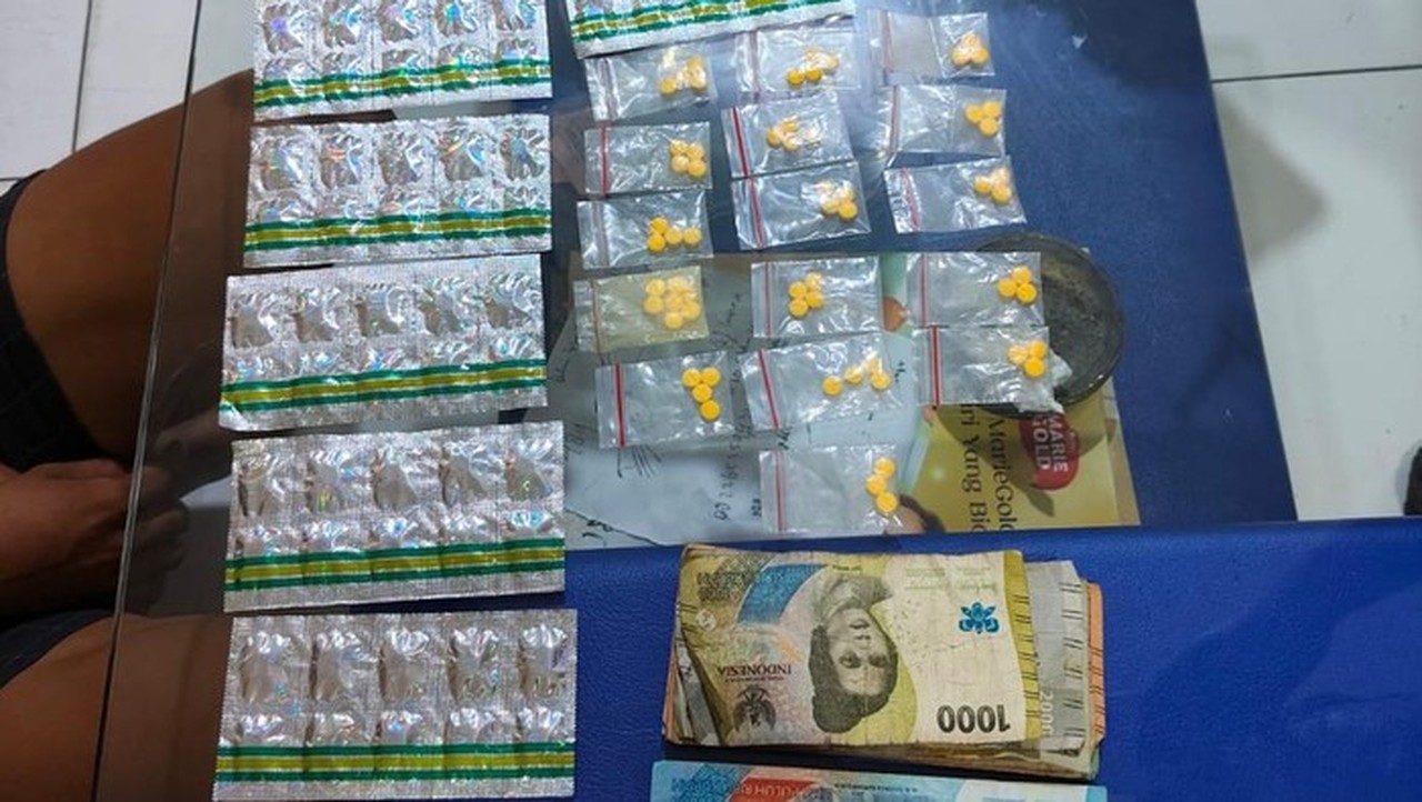 Pedagang Sayur di Tangerang Ditangkap karena Edarkan Tramadol dan Hexymer Ilegal