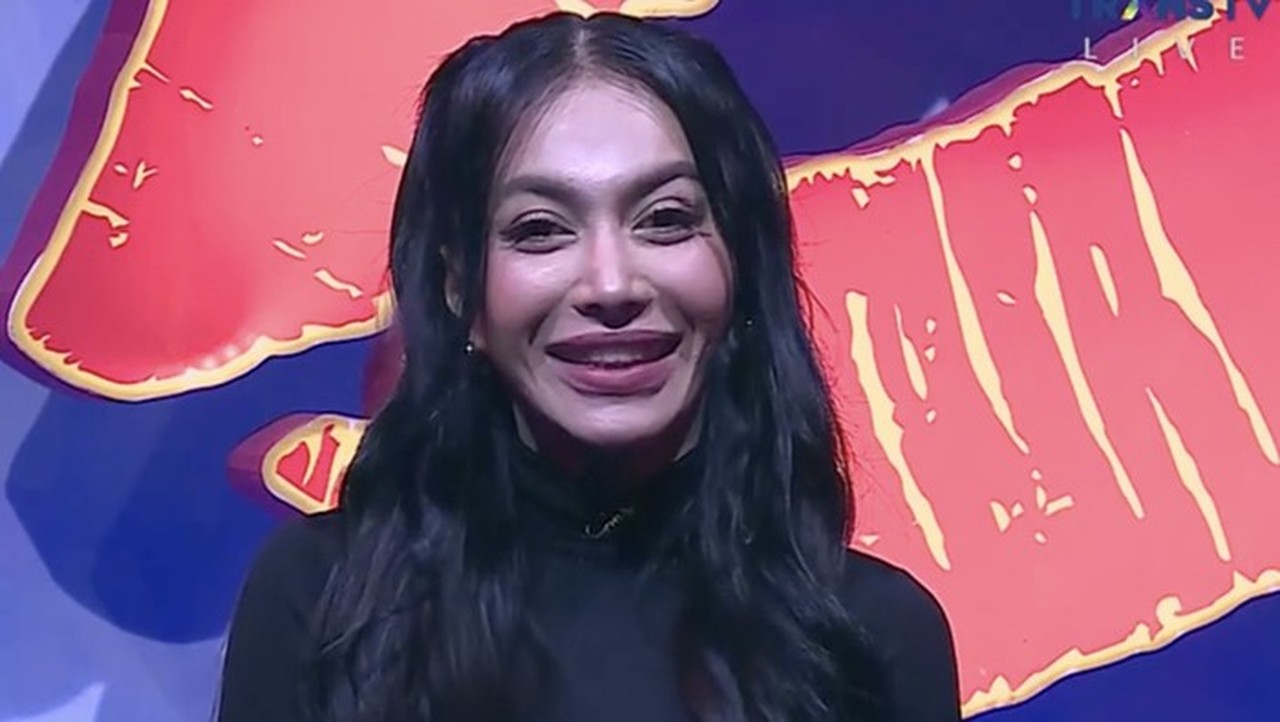 Kuasa Hukum Denada Ungkap Alasan Kliennya Bungkam di Tengah Gugatan Anak Kandung