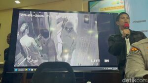 CCTV Rekam Momen Reza Arap dan Dokter Tiba di Apartemen Lula Lahfah Sebelum Meninggal