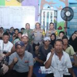 Kapolda Metro Jaya dan Pangdam Jaya Pererat Silaturahmi dengan Warga Srengseng, Jakbar