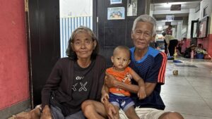 Banjir Kampung Melayu: Pintu Rumah Jebol, Perabotan Terendam Akibat Luapan Kali Ciliwung