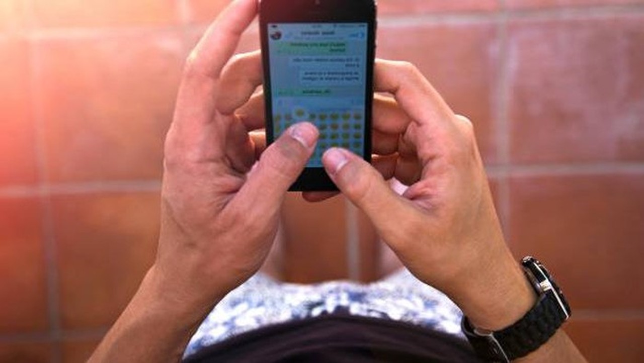 Disdikbud Banten Larang Guru dan Siswa Buat Konten Medsos di Sekolah Selama 3 Bulan Uji Coba Disdikbud Banten Larang Guru dan Siswa Buat Konten Medsos di Sekolah Selama 3 Bulan Uji Coba