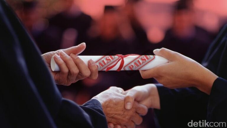 Anggota DPRD Pelalawan Sunardi Jadi Tersangka Kasus Ijazah Palsu Paket C Anggota DPRD Pelalawan Sunardi Jadi Tersangka Kasus Ijazah Palsu Paket C