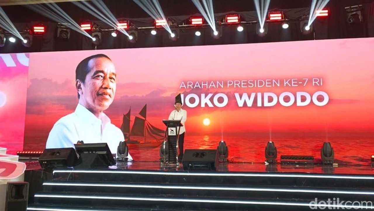 Jokowi Perintahkan PSI Perkuat Jaringan Online dan Offline Hingga Tingkat RT/RW Jokowi Perintahkan PSI Perkuat Jaringan Online dan Offline Hingga Tingkat RT/RW