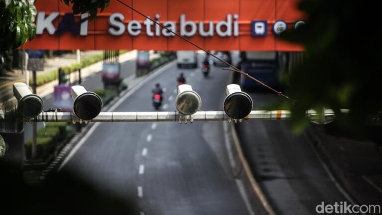 Waspada Penipuan E-Tilang: Kenali Modus SMS/WA dan Cara Konfirmasi Resmi