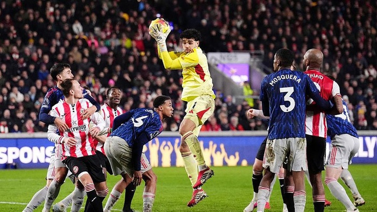 David Raya Tak Khawatir Arsenal Didekati Manchester City dalam Perburuan Gelar Liga Inggris