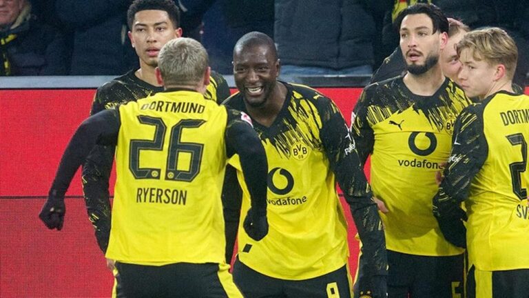 Borussia Dortmund Hajar Mainz 4-0, Terus Tempel Ketat Puncak Klasemen Bundesliga Borussia Dortmund Hajar Mainz 4-0, Terus Tempel Ketat Puncak Klasemen Bundesliga