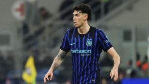 Bastoni Lolos Hukuman Tambahan Meski Diving, Wasit Akui Kesalahan di Laga Inter vs Juventus