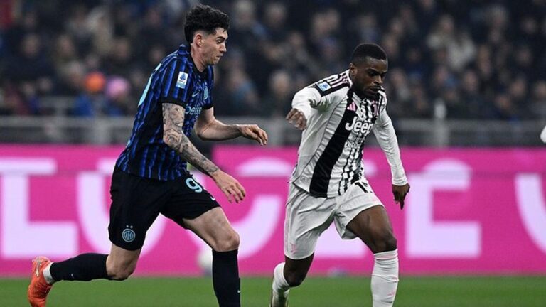 Bastoni Akui Salah Selebrasi Kartu Merah Kalulu, Fans Juventus Ancam Bunuh Istri dan Anaknya