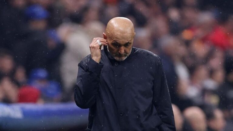 Spalletti Enggan Berjanji, Fokus Juventus pada Perbaikan Performa di Leg Kedua