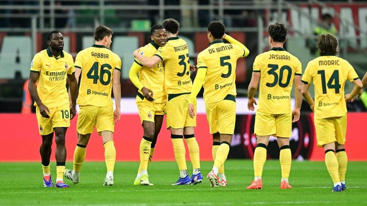 AC Milan Tertahan Imbang, Rafael Leao Akui Perburuan Scudetto Makin Sulit