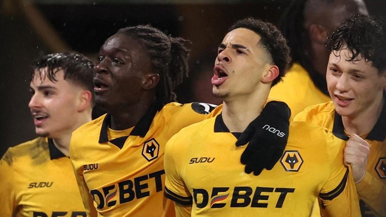 Wolves Sindir Taktik Buang Waktu Arsenal yang Gagal Total di Molineux