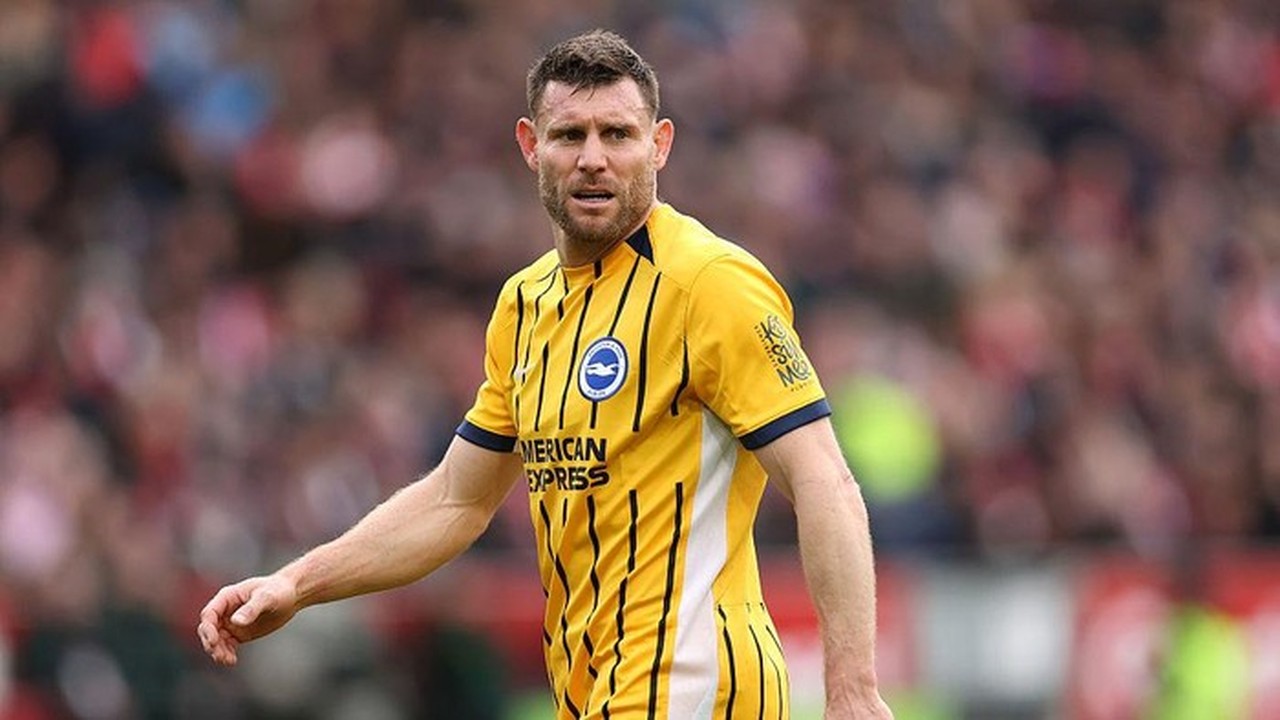 James Milner Pecahkan Rekor Penampilan Terbanyak Sepanjang Sejarah Premier League James Milner Pecahkan Rekor Penampilan Terbanyak Sepanjang Sejarah Premier League