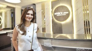 Cut Tari Ungkap Keseruan Jadi Ibu Rumah Tangga, Akui Lebih Sibuk dari Dunia Hiburan