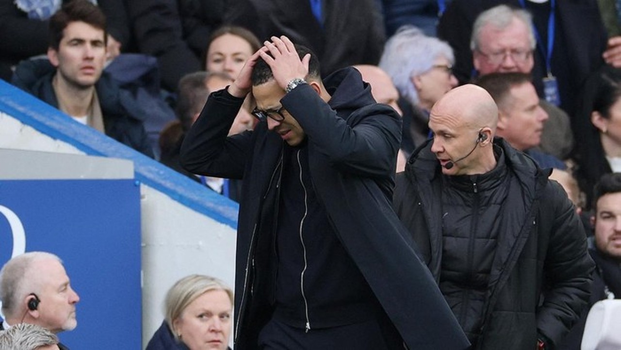 Chelsea Terganjal Bola Mati Lawan Burnley, Liam Rosenior Akui Titik Lemah Krusial