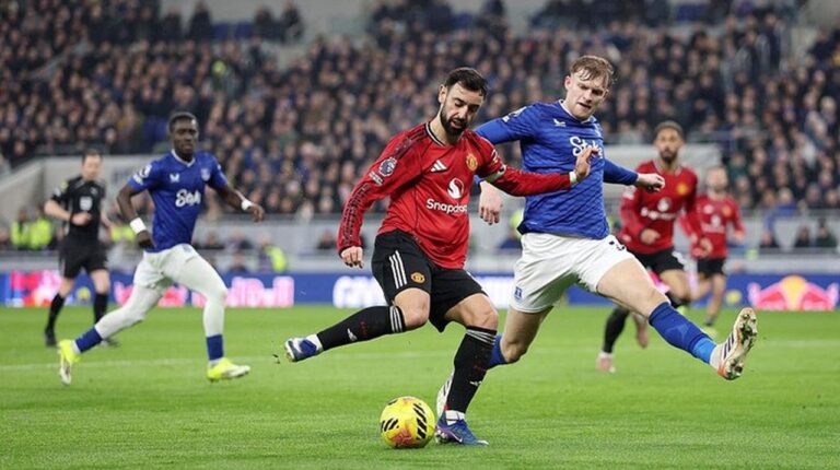 Babak I Everton vs Manchester United Berakhir Imbang Tanpa Gol di Liga Inggris