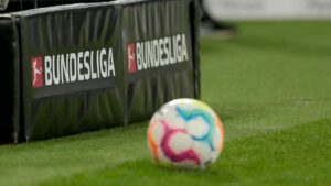 Imbang 1-1 Lawan Bremen, Borussia Moenchengladbach Kehilangan Kevin Diks Akibat Cedera