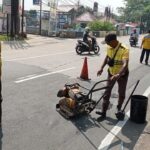 Polisi: Ribuan Titik Jalan Rusak di Jakarta Diperbaiki untuk Tekan Angka Kecelakaan