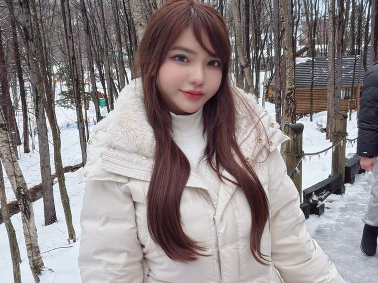 Tiara Aurellie Sambut Vonis 1 Tahun 3 Bulan untuk Terdakwa Akses Ilegal Tiara Aurellie Sambut Vonis 1 Tahun 3 Bulan untuk Terdakwa Akses Ilegal