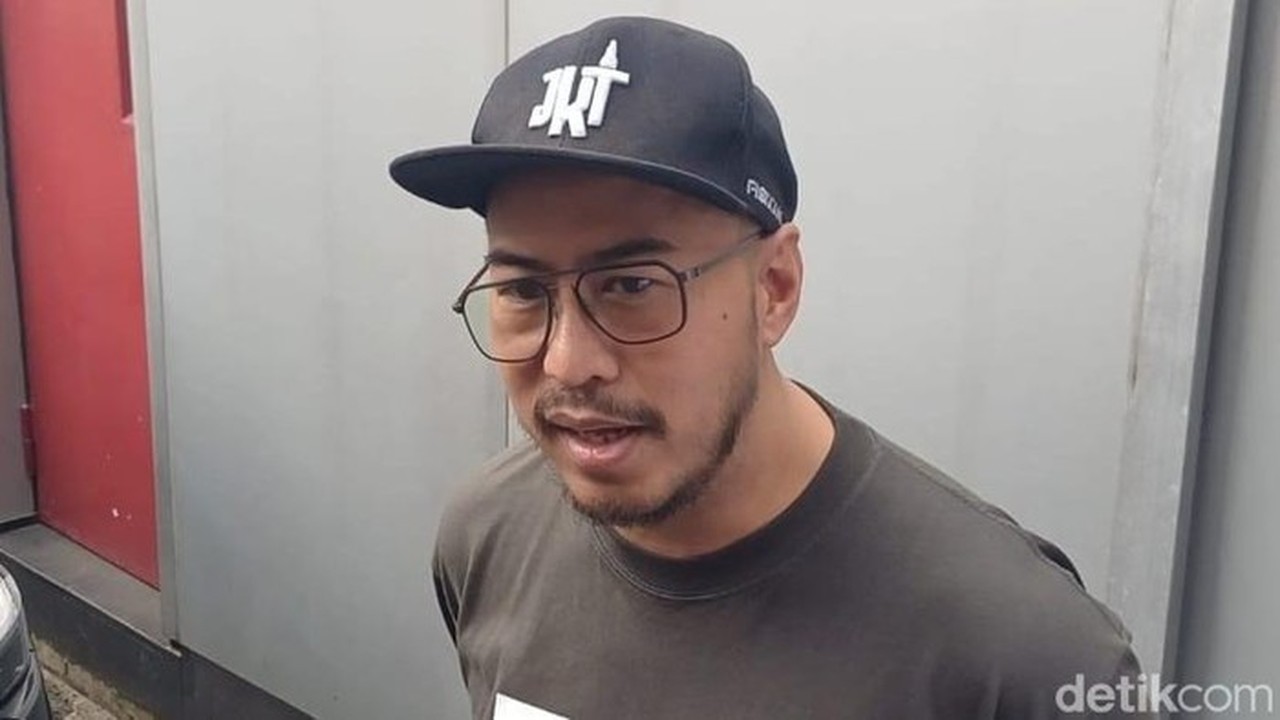 Komika Pandji Pragiwaksono Penuhi Panggilan Kedua Bareskrim Polri Terkait Laporan Ujaran SARA