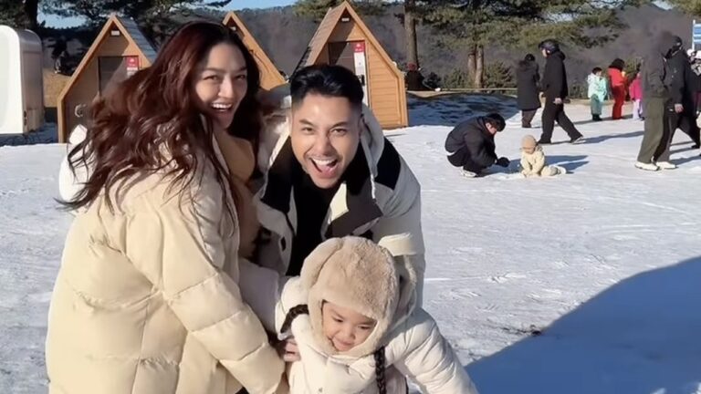 Siti Badriah dan Krisjiana Napak Tilas Momen Lamaran Romantis di Korea Selatan Siti Badriah dan Krisjiana Napak Tilas Momen Lamaran Romantis di Korea Selatan