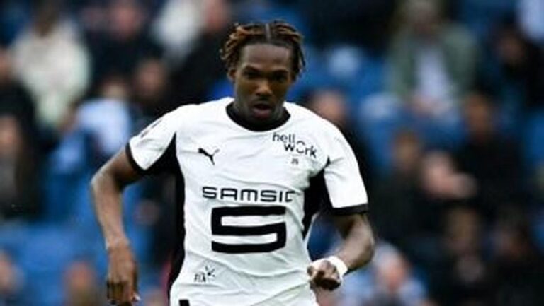 Liverpool Tikung Chelsea, Resmi Boyong Bek Muda Prancis Jeremy Jacquet Seharga Rp 1,4 Triliun