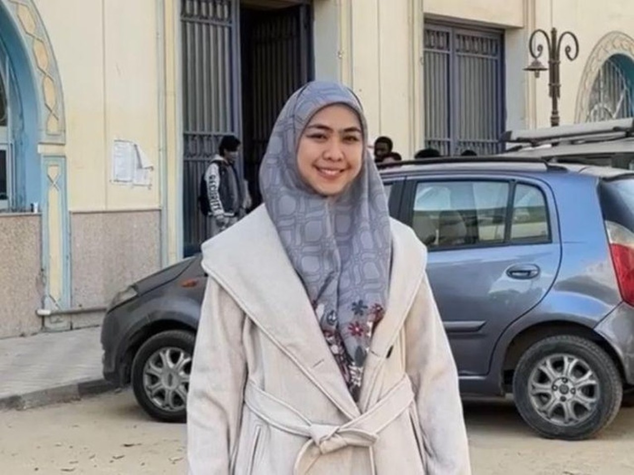 Oki Setiana Dewi: Manusia Udara Lintas Benua Demi Kuliah dan Keluarga Oki Setiana Dewi: Manusia Udara Lintas Benua Demi Kuliah dan Keluarga