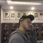 Pandji Pragiwaksono Temui MUI Bahas Polemik Materi Stand-Up Comedy “Mens Rea”