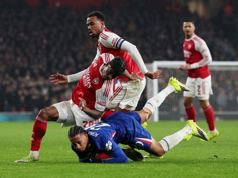 Arsenal vs Chelsea Imbang di Babak Pertama Semifinal Carabao Cup, Agregat 3-2 Arsenal vs Chelsea Imbang di Babak Pertama Semifinal Carabao Cup, Agregat 3-2