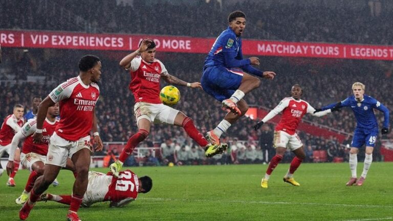 Declan Rice Puji Chelsea Usai Tersingkir: Rosenior Ubah Tim Jadi Sangat Bagus