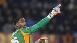 Mike Maignan Perpanjang Kontrak di AC Milan hingga 2031, Gaji Naik Dua Kali Lipat