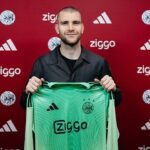 Maarten Paes Terganjal Izin Kerja, Debut di Ajax Tertunda Pekan Ini