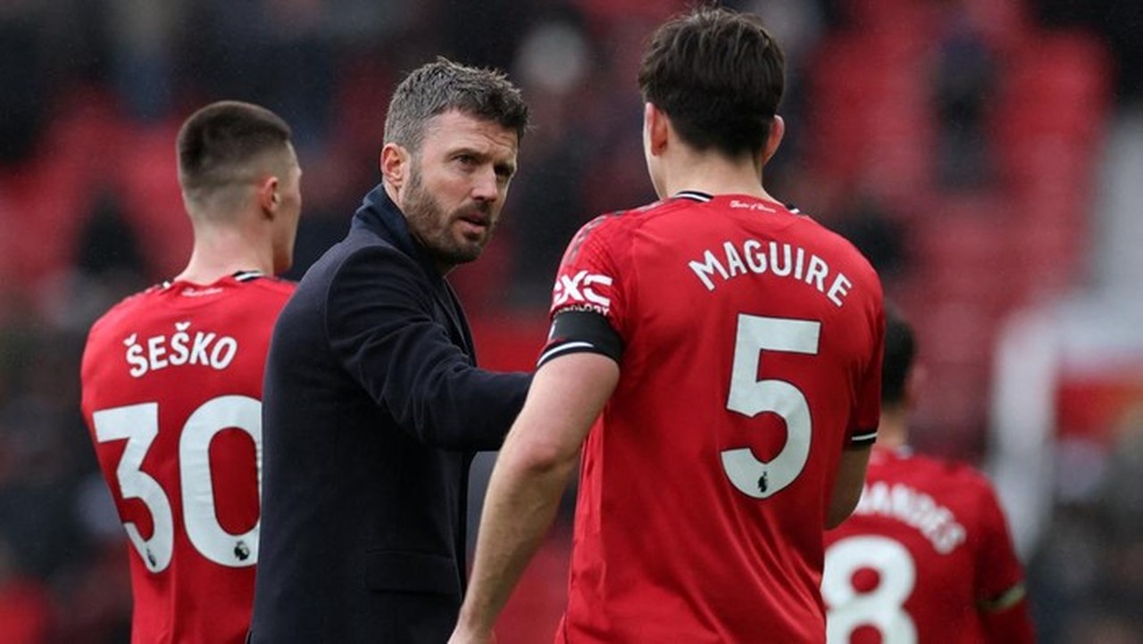 Michael Carrick Sulap Lini Tengah Manchester United: Trio Gelandang Kini Kokoh dan Produktif