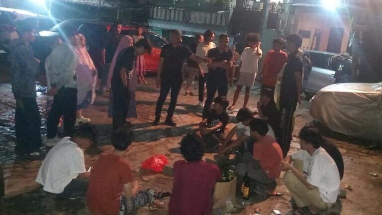 Polisi Gerebek 12 Remaja Pesta Miras di Ciputat, Orang Tua Dipanggil