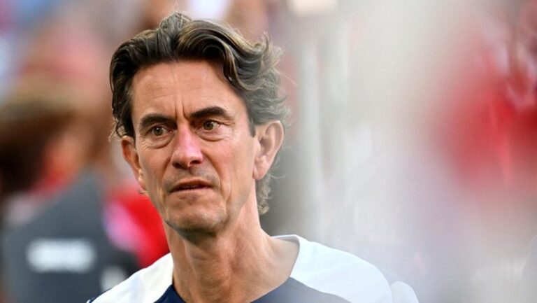 Thomas Frank Dipecat Tottenham, Kesal Pemain Gara-Gara Terus Sebut Arsenal